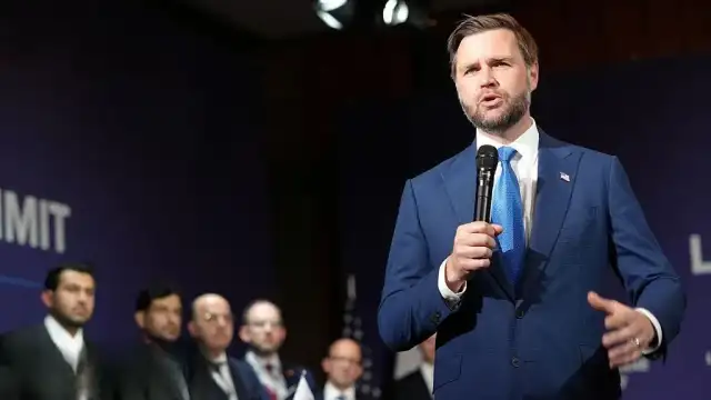İsviçre'de Kritik Görüşme: Trump ve İranlı Müzakereciler Arasında Uyarılar