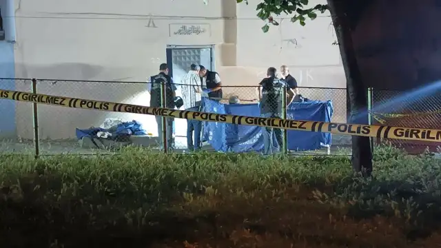 Bursa'da Evlerine Gelen Şüpheli Tarafından Silahla Vurulan Çift Hayatını Kaybetti