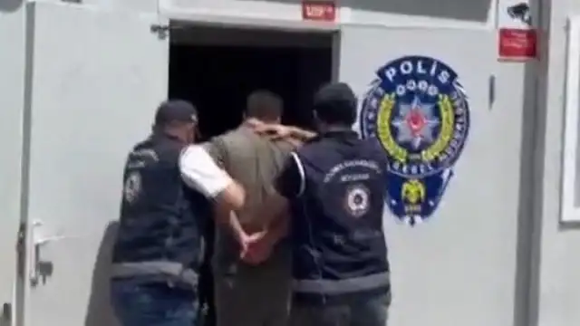 İstanbul Havalimanı'nda INTERPOL Tarafından Aranana İran Uyruklu Şahıs Yakalandı