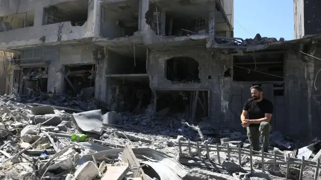 Lübnan Sağlık Bakanlığı: İsrail Saldırılarında Can Kaybı 4 Bin 243'e Yükseldi