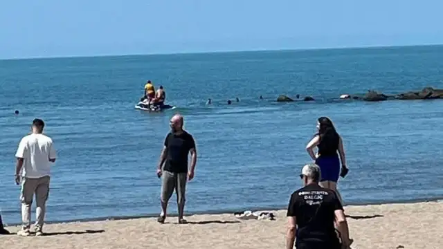 Ordu'da denizde boğulma tehlikesi geçiren genç hayatını kaybetti