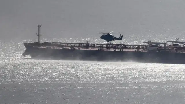 İngiltere ve Fransa, Manş Denizi'nde Rus Tankerine Operasyon Düzenledi
