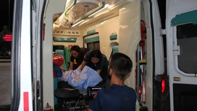 Aksaray'da Parkta Bıçaklı Saldırı: 17 Yaşındaki T.K. Ağır Yaralandı