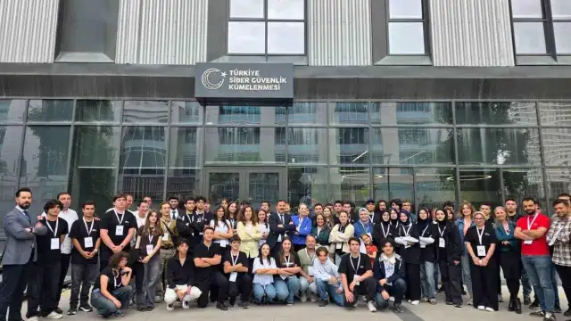 Düzceli Öğrenciler Ankara'daki Teknoloji ve İnovasyon Merkezlerini Ziyaret Etti
