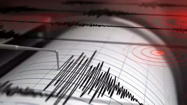Japonya Yamanashi eyaletinde 5.6 büyüklüğünde deprem meydana geldi