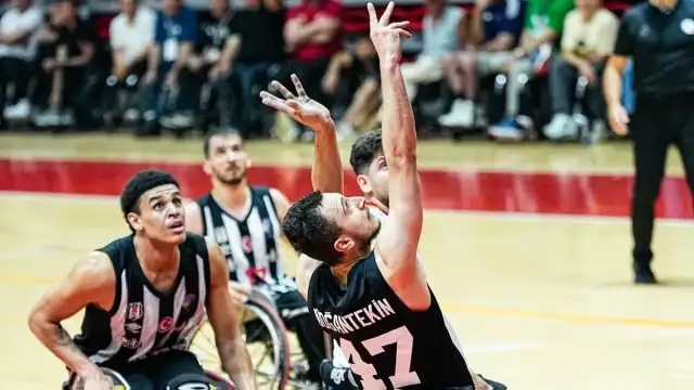 Tekerlekli Sandalye Basketbol Süper Lig Play-off Yarı Finalinde Beşiktaş Finale Yükseldi