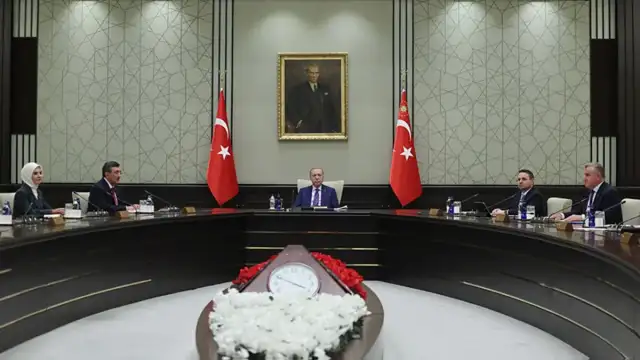Cumhurbaşkanı Recep Tayyip Erdoğan Başkanlığında Kabine Toplantısı Gerçekleştirildi