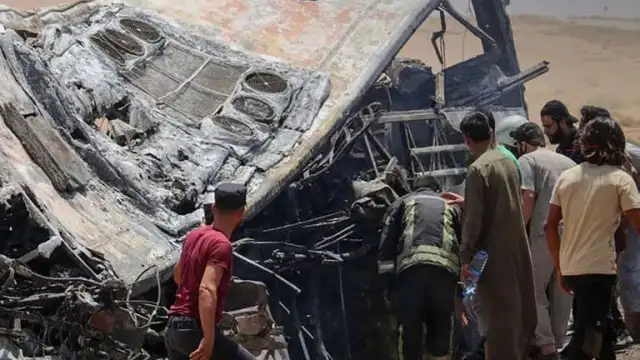 Suriye'nin Doğusunda İki Otobüs Çarpıştı: En Az 35 Ölü