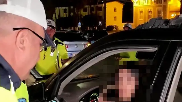 Adana'da Polisi Ezmeye Çalışan Sürücü Tutuklandı