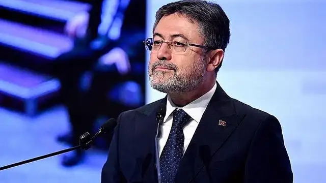 Bakan Yumaklı: Yapay Et Türkiye'ye Giremez