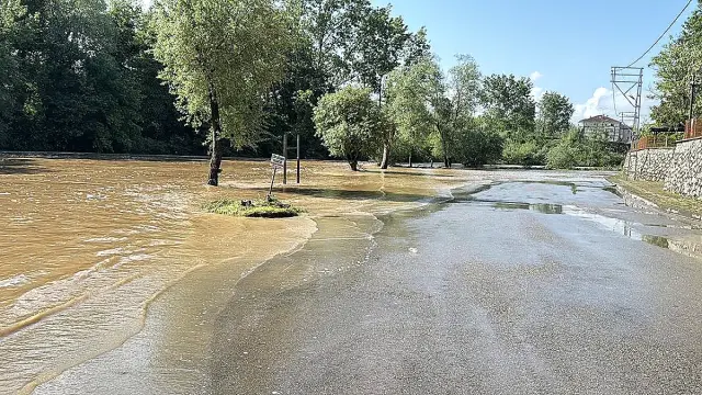 Bartın Irmağı'nda Su Seviyesi 2 Metre Yükseldi, 15 Ev ve İş Yeri Sular Altında Kaldı