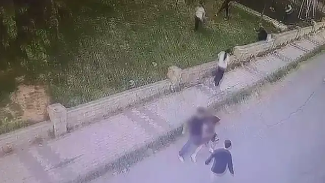 Büyükçekmece'de 15 Yaşındaki Çocuk Bıçaklı Kavgada Hayatını Kaybetti