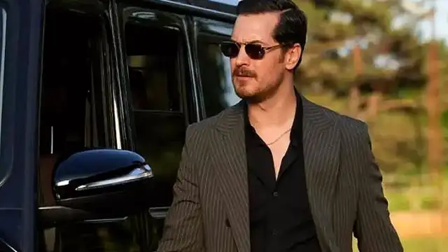 Çağatay Ulusoy'un Oyunculuğu Bıraktığı İddiaları Gerçeği Yansıtmadı
