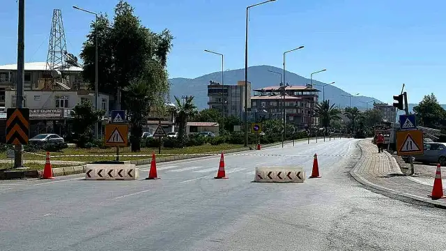D-400 Karayolu'nda Köprüde Kısmi Göçük: Trafik Alternatif Güzergahlara Yönlendirildi