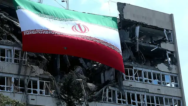 Endonezya Kızılhaçı, İran'a Acil Tıbbi Yardım Gönderecek
