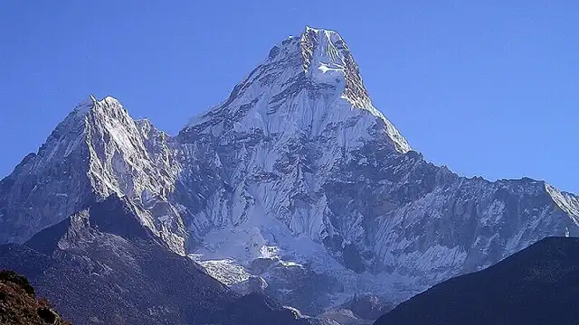 Everest Dağı Tırmanış Rotası Açıldı