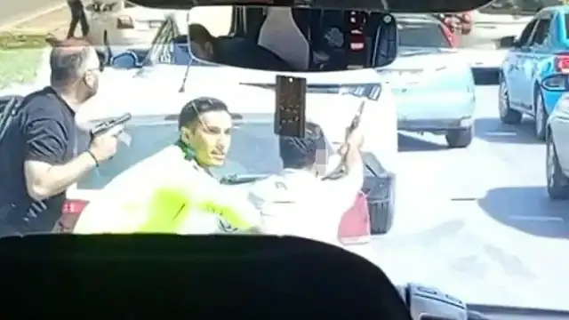 Gaziantep'te Taksiciyi Rehin Alan 2 Şüpheli Polisle Çatıştıktan Sonra Yakalandı