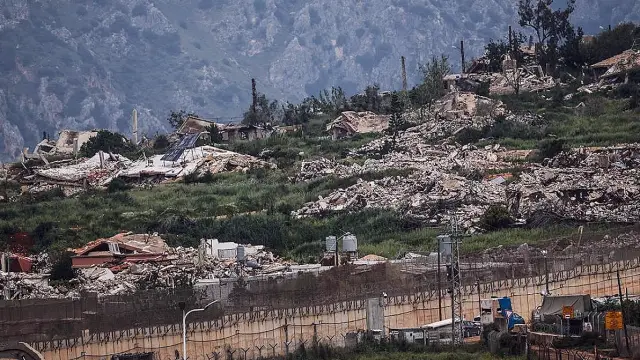 İsrail Ordusu Lübnan'ın Güneyindeki Yerleşimleri Yerle Bir Etti: "Burası Ölü Bölge"