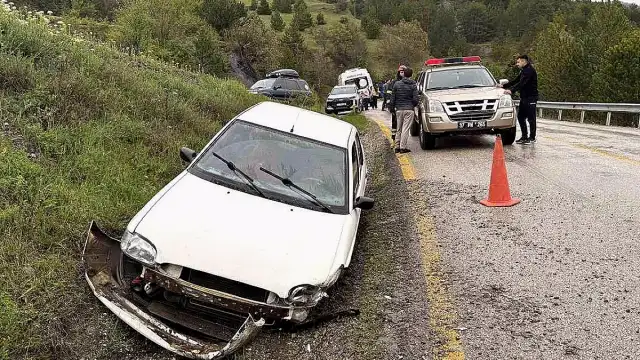 Kastamonu'da Trafik Kazası: 3 Yaralı