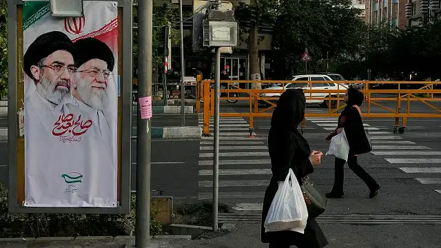 M. Khamenei: Körfez Ülkeleri ABD Üsleri İçin Kalkan Olmayacak