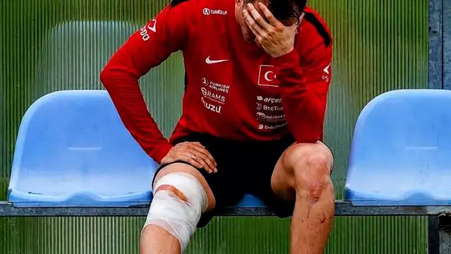 Milli Futbolcu K.A.'nın Sakatlık Durumu ve Dünya Kupası Kadrosundaki Yeri Belirsizliğini Koruyor