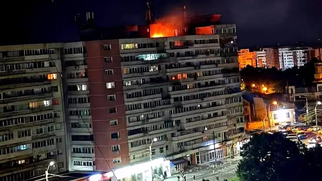 Romanya'da Apartmana Rus İHA'sı Düştü: 2 Yaralı