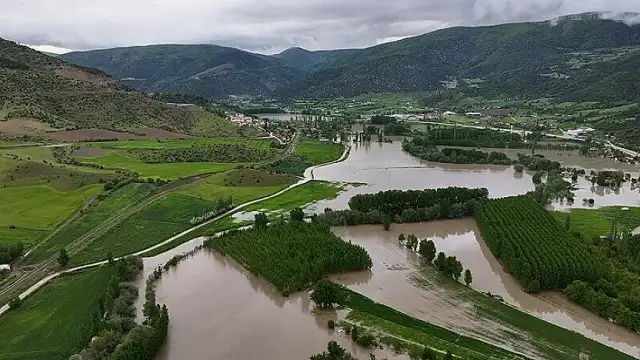 Tokat'ın Turhal İlçesinde Sel ve Taşkın Riski Nedeniyle 22 Yerleşim Yeri Tahliye Edilecek