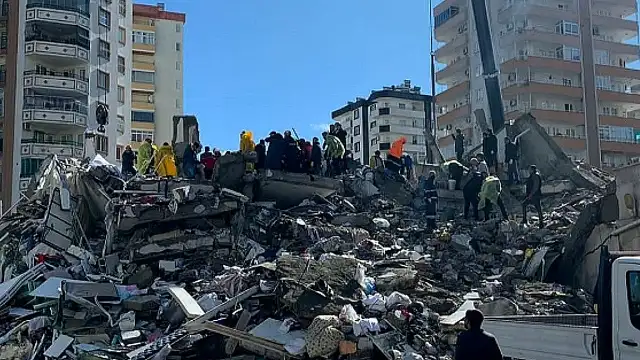 Tutar Yapı Sitesi Davasında Kamu Görevlilerine 'Kusursuz' Raporu Tepkilere Yol Açtı