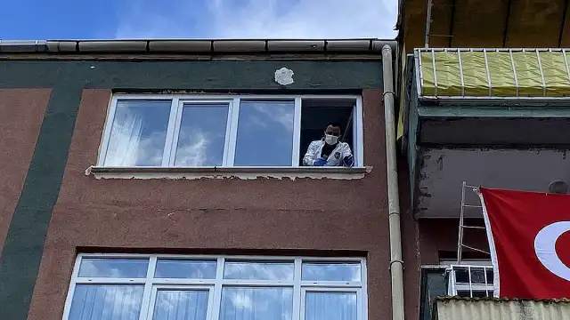 1,5 Yaşındaki Bebek 5. Kattan Düştü: E.Y. Hayatını Kaybetti
