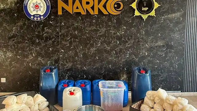 Beylikdüzü'nde Uyuşturucu Operasyonu: 2 Gözaltı, 248 Kilogram Madde Ele Geçirildi