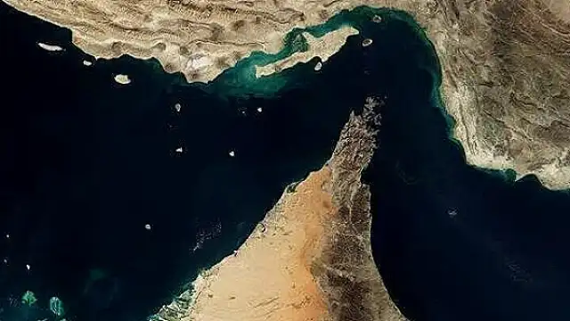 Hürmüz Boğazı'nda 100 Günlük Savaş Bilançosu: Ticari Gemilerin Geçişi Yüzde 90 Azaldı
