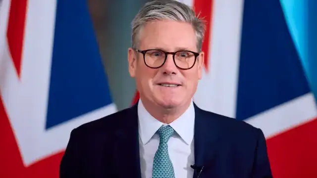 İngiltere'de Siyasi Dönüşüm: Keir Starmer'ın İstifası Sonrası İşçi Partisi'nde Yeni Liderlik Süreci Başlıyor