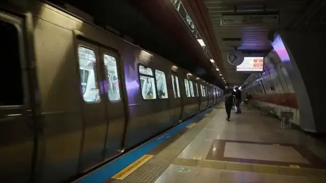 İstanbul Kadıköy-Sabiha Gökçen Metro Hattı Bostancı Durağı Yakınında Raydan Çıktı
