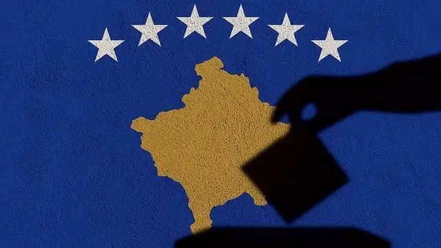 Kosova'da Erken Genel Seçim İçin Sandıklar Açıldı