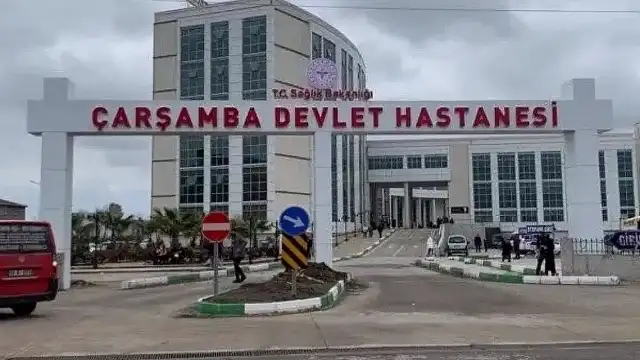 Samsun Çarşamba Devlet Hastanesi'nde Randevu Sorunu: Hastane Önünde Gece Kuyrukları Oluştu