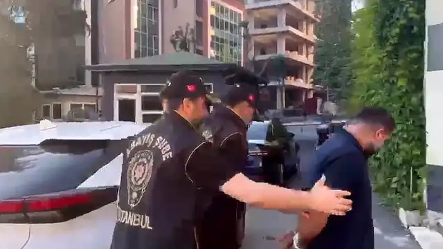 Sultangazi'de Trafik Kazası Sonrası Çıkan Kavgada 1 Kişi Öldü, 2 Kişi Yaralandı: 8 Şüpheli Gözaltında
