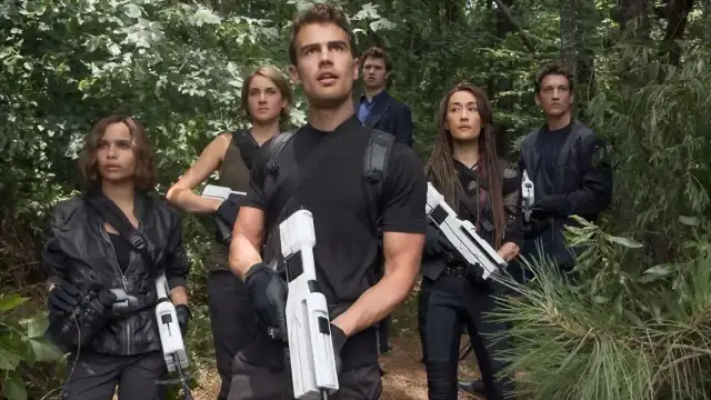 Uyumsuz Serisi: Yandaş Bölüm 1 Filminin Konusu ve Oyuncu Kadrosu Hakkında Bilgiler