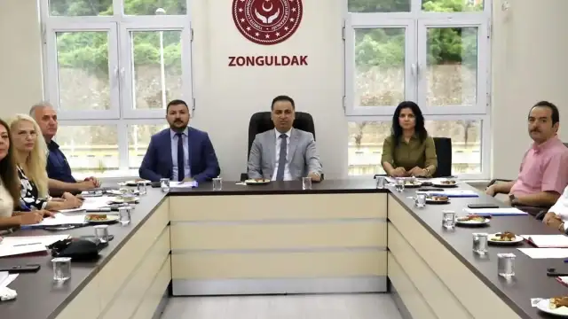 Zonguldak'ta Huzurevi Hizmetlerine İlişkin Yeni Yönetmelik Değerlendirmesi Yapıldı