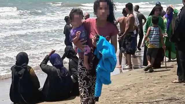 Adana Karataş'ta Denize Giren Üç Kişiden İkisi Hayatını Kaybetti