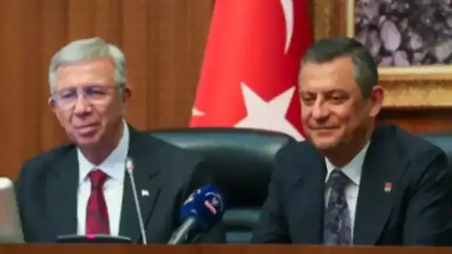 Ankara Büyükşehir Belediye Başkanı Mansur Yavaş'tan Özgür Özel'e Tebrik Telefonu