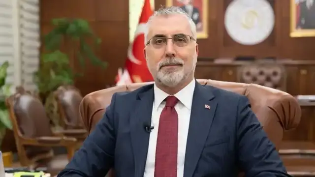 Bakan Işıkhan Duyurdu: SGK Hizmetleri e-Devlet'te 758 Milyon Kez Ziyaret Edildi