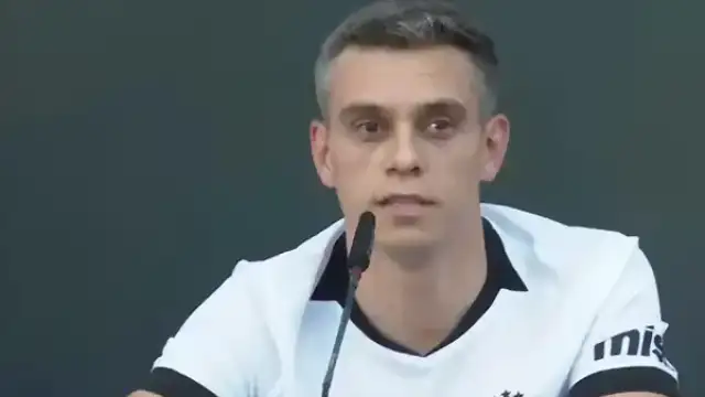 Beşiktaş Başkanı Serdal Adalı: "Trossard çok daha farklı sözleşmeler yapabilecekken bizim hedeflerimizi tercih etti"
