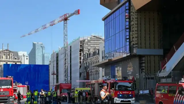 Brüksel'de Tadilat Yapılan Binada Yangın: Çok Sayıda Can Kaybı