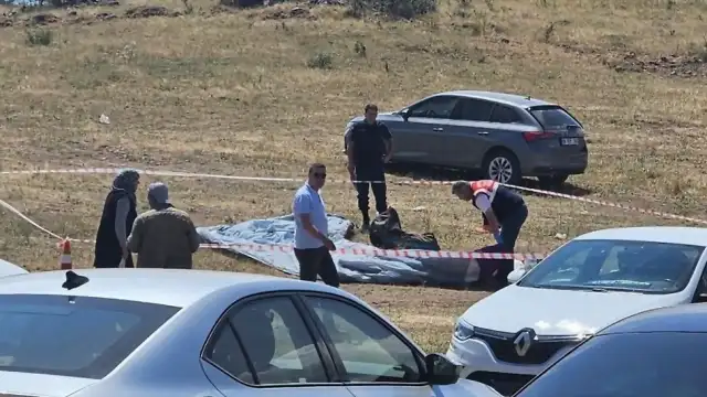 Çorum'daki Yamaç Paraşütü Kazası: Pilot Bayram Kurt Antalya'da Defnedildi
