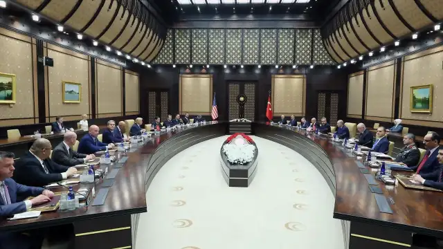 Cumhurbaşkanı Erdoğan ve ABD Başkanı Trump Arasında Heyetler Arası Görüşme Gerçekleştirildi