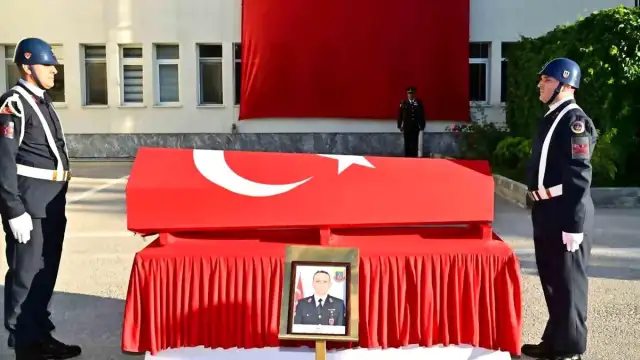 Eskişehir'de Şehit Olan Uzman Jandarma Çavuş Mehmet Demirbaş İçin Tören Düzenlendi