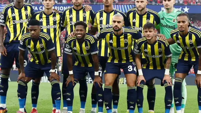 Fenerbahçe'de Kadro Planlaması: 6 Oyuncu İçin Transfer Teklifleri Değerlendiriliyor