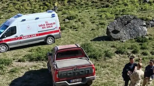 Hakkari Cilo Sat Dağı'nda Kaybolan Dağcı İçin Arama Çalışmaları Sürüyor