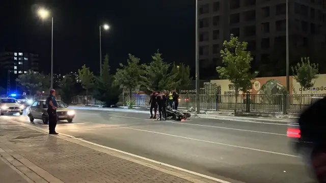 Kayseri'de Motosikletli Polis Memuru Yaralandı