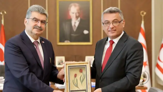 KKTC Cumhurbaşkanı Erhürman, Türkiye-KKTC Parlamentolar Arası Dostluk Grubu Heyetini Kabul Etti
